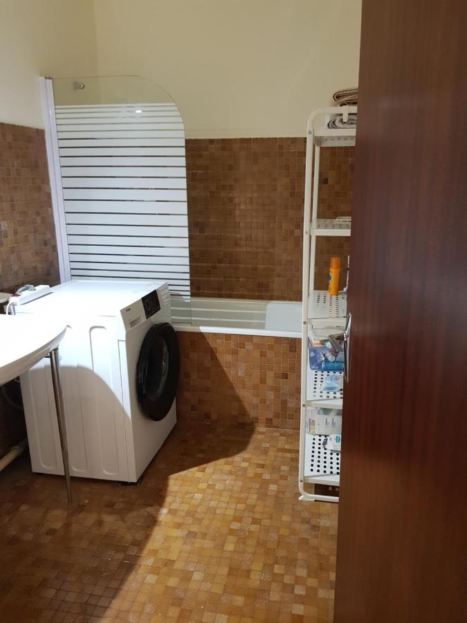Superbe appartement en résidence avec parking Tolosa Esterno foto